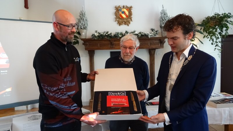 Geene Haken als Bootshaak te slaan