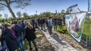 Plan centrum Warmenhuizen uit de doeken