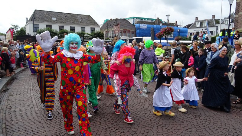 Kleurrijke Dag van het Kind (video)