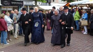 Tiende Westfriese Donderdag winderig en nat (Video)