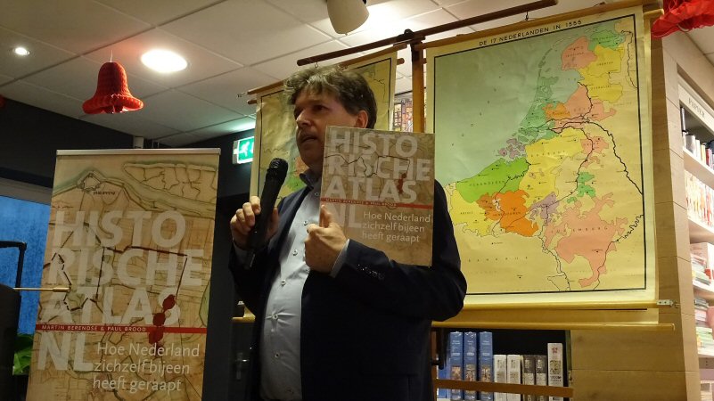 Aandacht voor Historische Atlas NL bij Plukker