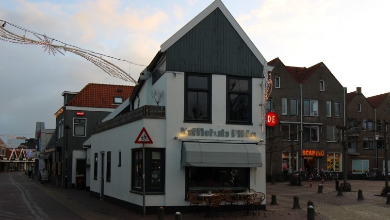 Koffiehuis Dikke staat te koop