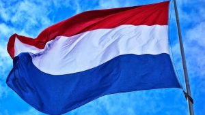 Een vlag als steunbetuiging op Koningsdag
