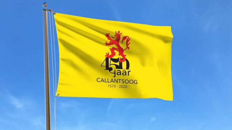 Vlaggen voor 450 jaar Callantsoog