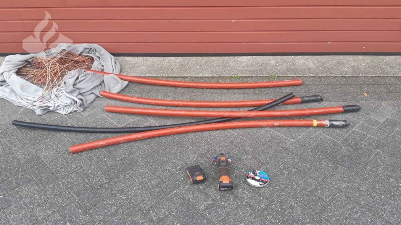 Politie zoekt eigenaar kabels