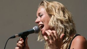 Martine Wolkers in Deur Open