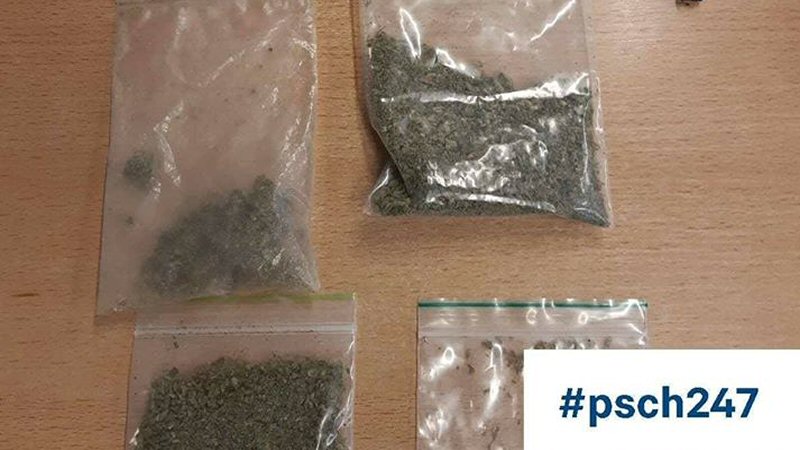 Drugs in auto aangetroffen