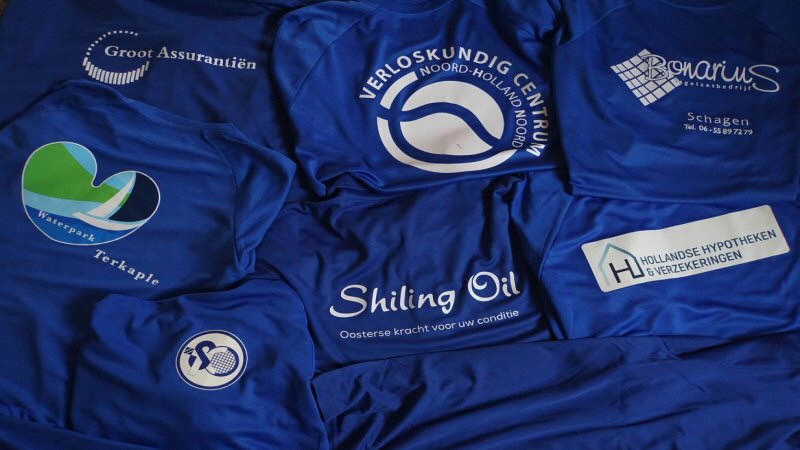 STC heeft sponsorshirts maar geen competitie