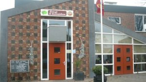 Dorpshuizen per 1 juni beperkt open