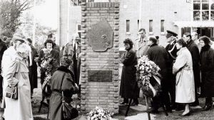 Burgemeester zorgt voor monument