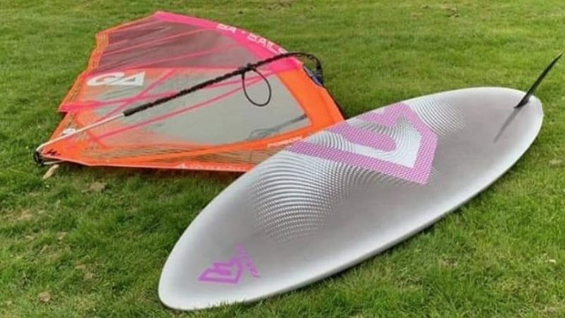 Surflocker Lutjestrand leeggeroofd