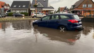 Wolkbreuk boven Dorpsplein Callantsoog (Update)