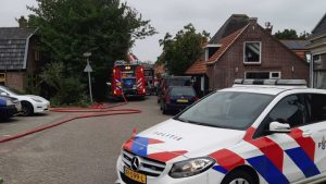 Schoorsteenbrand in Warmenhuizen