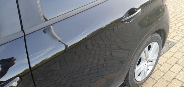 Autokrasser actief in Tuitjenhorn