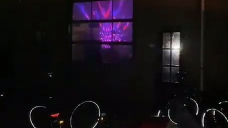 Wijkagent stopt illegaal feest Den oever