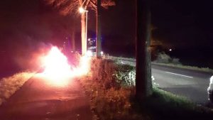 Scooter vliegt spontaan in brand