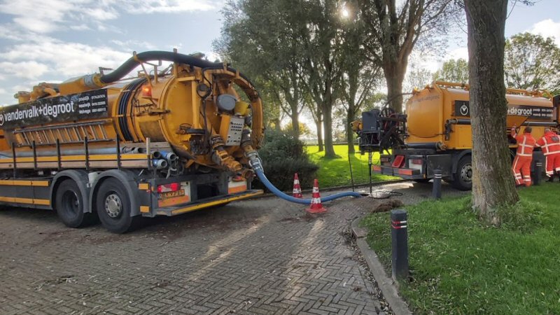 Uit voorzorg deksel van wc dicht doen
