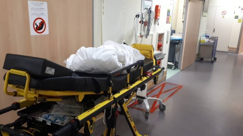 Politie heeft handen vol aan verwarde man