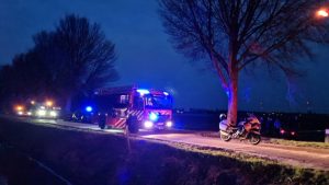 Met de scootmobiel de sloot in