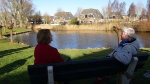 Bankje op mooie plek in Tuitjenhorn