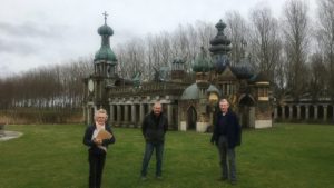 Hulp bij het maken van boek over Kremlin Winkel