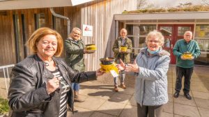Amaryllisbollen potten voor aandacht dementie