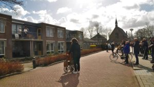 Feestelijke serenade voor 90-jarige Annie