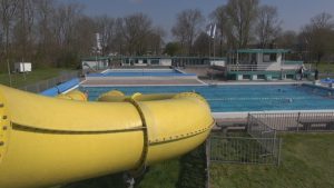 Maarten van der Weijdenbad extra vroeg open