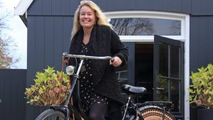 Simone de Vries in ‘Met de deur Open’