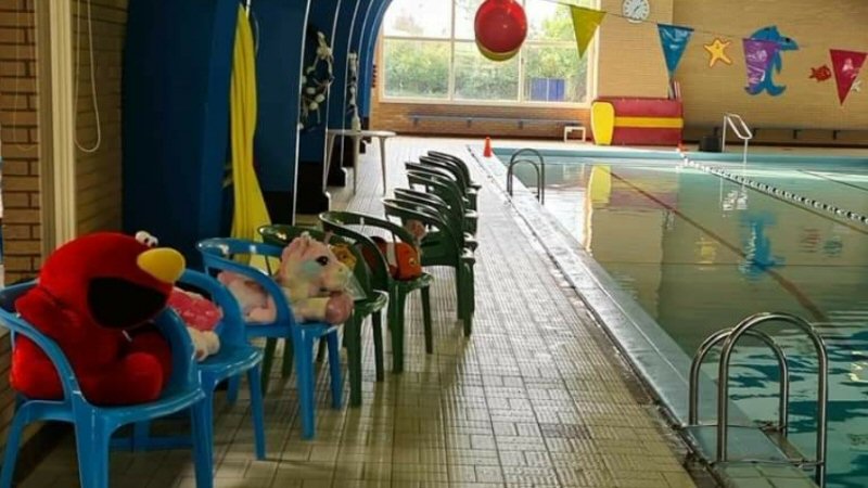 Weer afgezwommen in zwembad De Wirg 