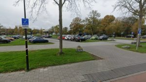 Hek om kermis, parkeren op Menis- en Zuiderweg