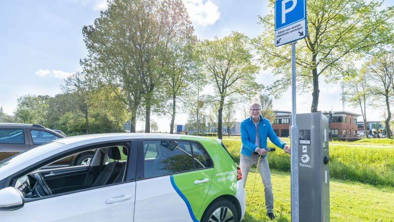 Al 50 laadpalen in Schagen