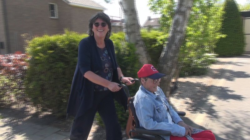 Burgemeester test rolstoeltoegankelijkheid