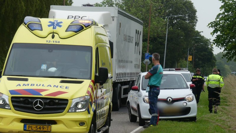Kopstaartbotsing op Zuiderweg in Schagen