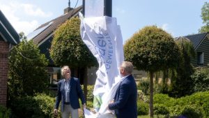 Spaarpaal heeft zonnesteek (Video)