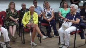 Oogcafé geopend in Buurthuis Loet 10
