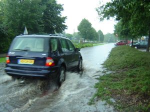 Hevige regenval in Niedorp