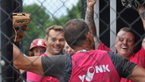 Slowpitch tournooi verbindt Schagen