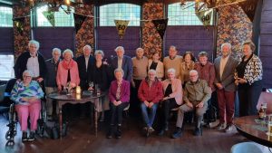 Bruidsparen vieren samen diamanten jubileum