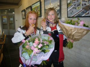 Bo Belle en Lara gehuldigd