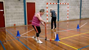 Video: Sportende senioren bij de Sportieve Proeverij