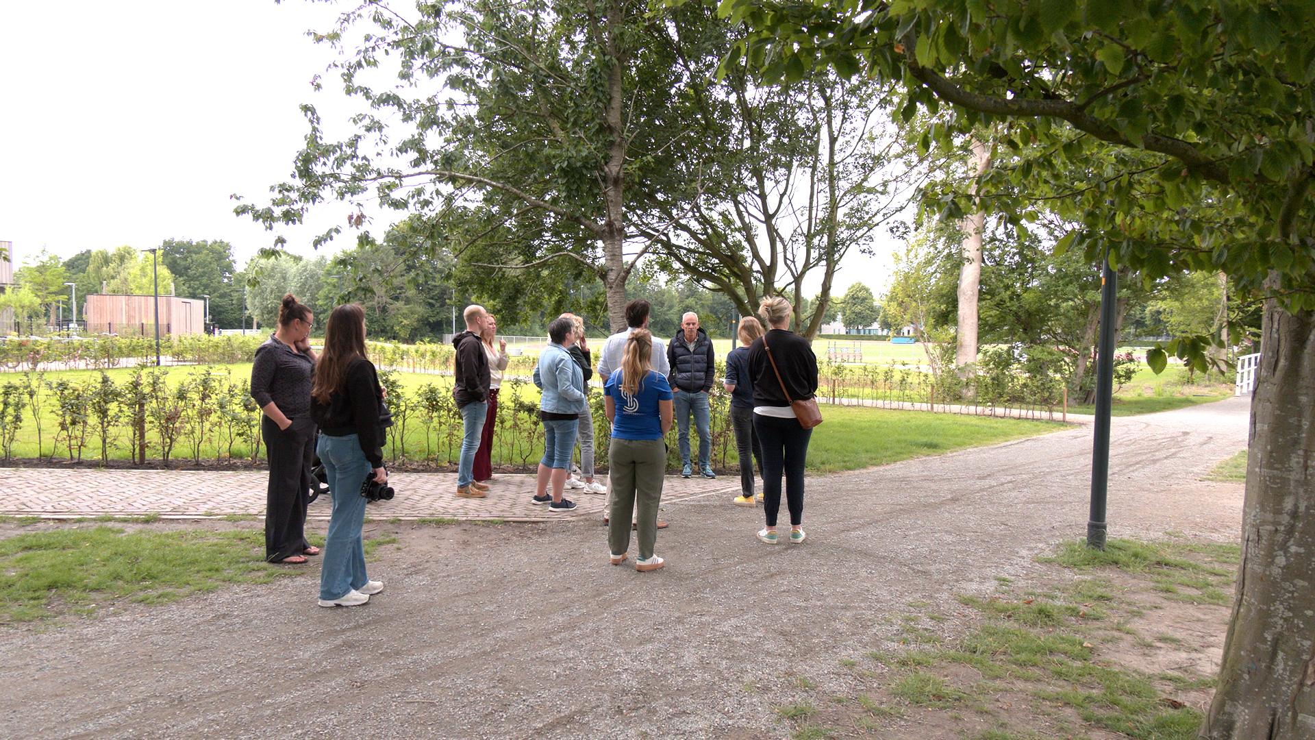 Video: Buurtsafari brengt knelpunten rondom Kindcentrum De Terp in beeld