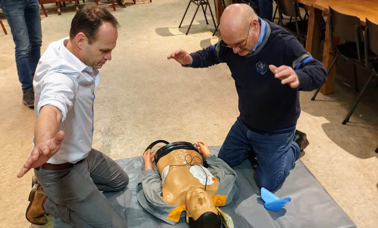 Cursus reanimatie en gebruik AED voor vrijwilligers