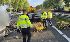 Slingerende aanhanger veroorzaakt chaos