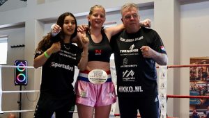 Een maand na haar Nederlandse titel: hoe Sofie Hendriks (16) de ring veroverde