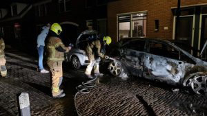 Auto in brand in Den Helder