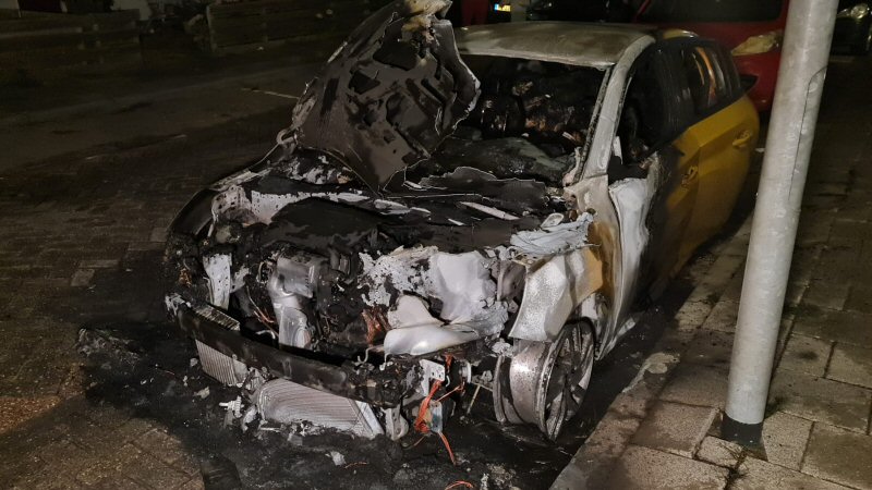 Wederom autobrand in Den Helder
