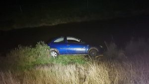 Auto in sloot Burgerbrug