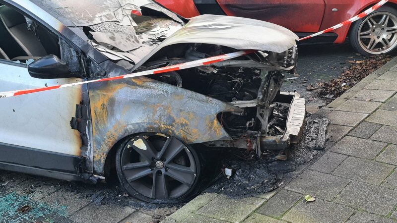 Auto uitgebrand Kanaalkade Den Helder