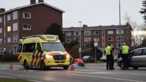 Fietser gewond bij aanrijding auto in Den Helder